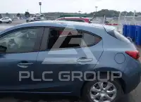 2015 Mazda 3 фото