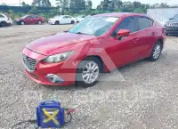 2015 Mazda 3 photo