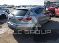 2015 Mazda 3 фото