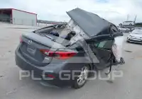 2015 Mazda 3 фото