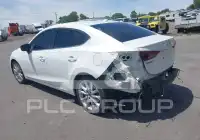 2015 Mazda 3 фото