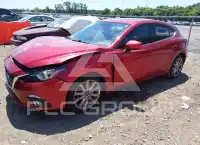 2015 Mazda 3 photo