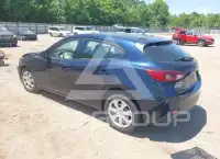 2015 Mazda 3 photo