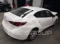 2015 Mazda 3 фото