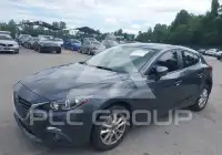 2015 Mazda 3 photo