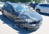 2015 Mazda 3 фото