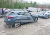 2015 Mazda 3 фото