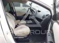 2015 Mazda 5 photo