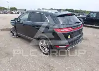 2015 Lincoln MKC photo