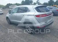 2015 Lincoln MKC photo