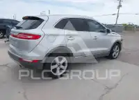 2015 Lincoln MKC photo
