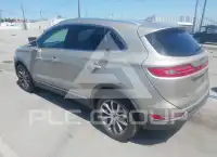2015 Lincoln MKC фото