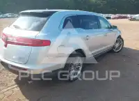 2015 Lincoln MKT фото