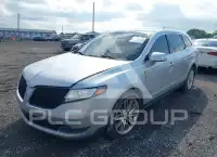 2015 Lincoln MKT фото