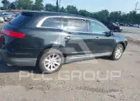 2015 Lincoln MKT фото