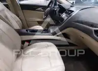 2015 Lincoln MKZ photo