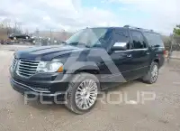 2015 Lincoln NAVIGATOR photo