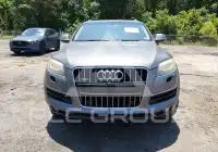 2015 Audi Q7 photo