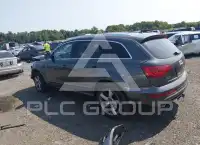 2015 Audi Q7 фото