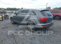 2015 Audi Q7 photo