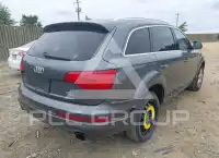 2015 Audi Q7 photo