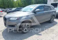 2015 Audi Q7 фото