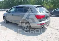 2015 Audi Q7 фото
