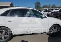 2015 Audi Q3 фото
