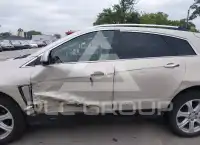 2015 Cadillac SRX photo
