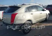 2015 Cadillac SRX photo