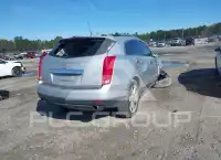 2015 Cadillac SRX фото