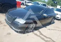 2015 Chrysler 300 фото