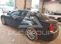 2015 Chrysler 300 фото