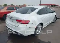 2015 Chrysler 200 фото