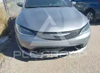 2015 Chrysler 200 фото