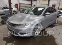 2015 Chrysler 200 photo