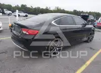 2015 Chrysler 200 фото
