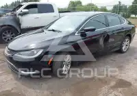 2015 Chrysler 200 photo
