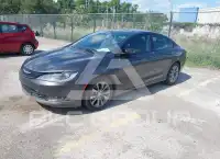 2015 Chrysler 200 фото