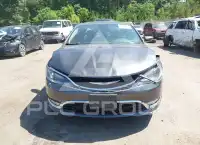 2015 Chrysler 200 photo