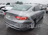 2015 Chrysler 200 фото