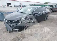 2015 Chrysler 200 photo