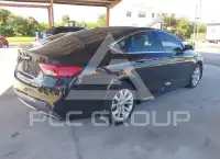 2015 Chrysler 200 фото