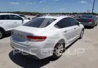 2015 Chrysler 200 фото
