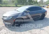2015 Chrysler 200 фото