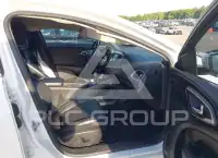 2015 Chrysler 200 photo