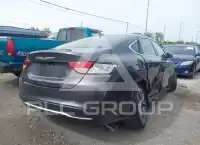 2015 Chrysler 200 фото