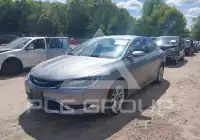 2015 Chrysler 200 фото