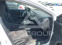 2015 Chrysler 200 photo