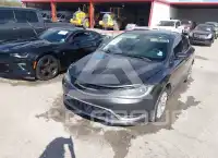 2015 Chrysler 200 фото